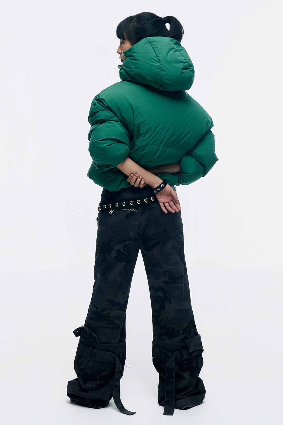 CROPPED DOUBLE NECK BUBBLE